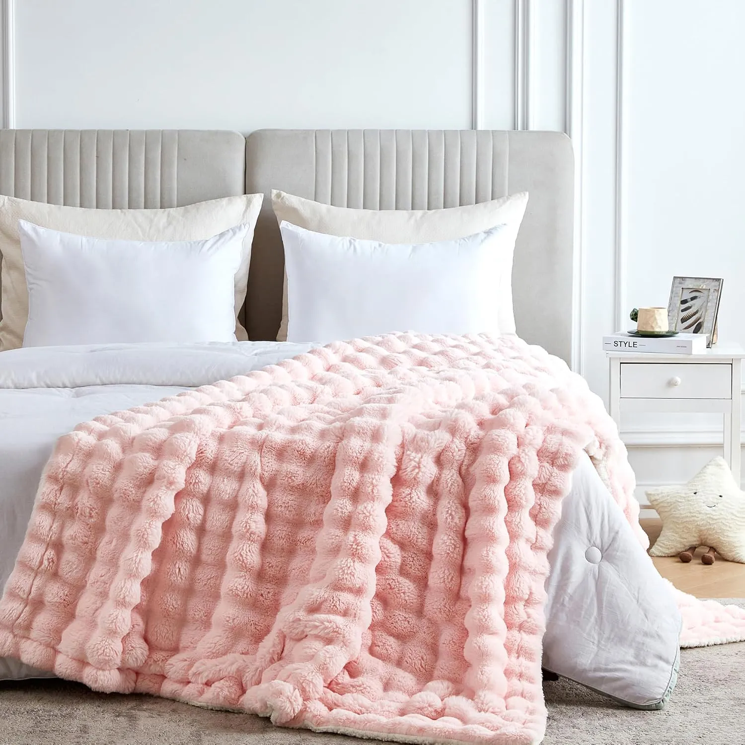 60x80 Inches Ultra-Soft Fuzzy Faux Fur Plush Twin Size Blanket - Thick, Warm Sherpa for Couch, Sofa, Bedroom, Camping - Decorative Blanket for Cozy Warmth, Bubble Pink