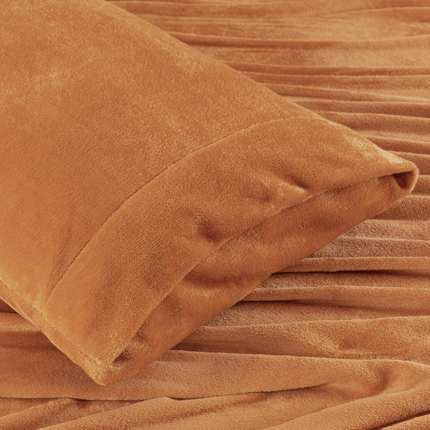 Chezmoi Collection Extra Soft Fleece Sheet Set Queen, Microplush Non-Pilling Velvety Bed Sheet, Deep Pocket - Lightweight All Season Warmth, Queen, Marigold