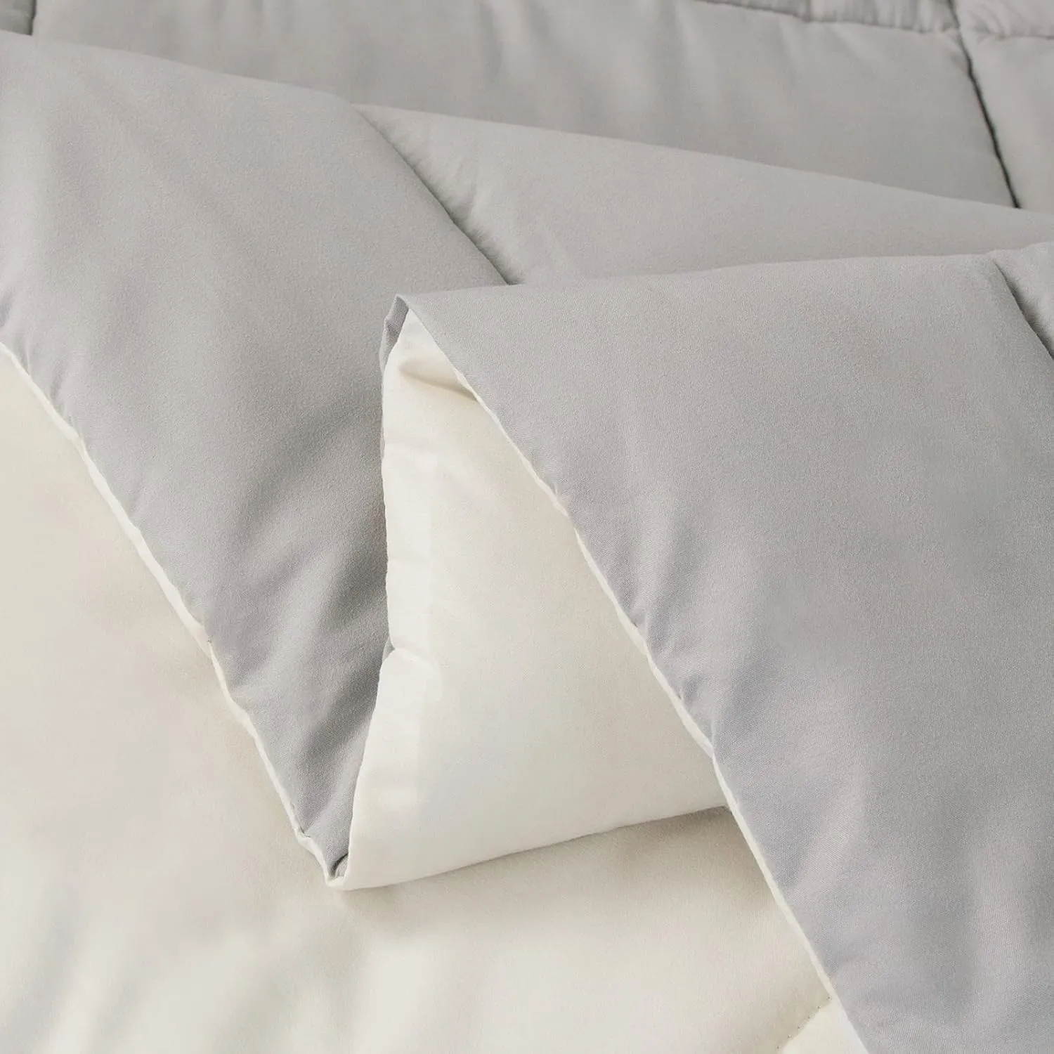 EMME Twin Comforter Set - Ultra Soft 5 Piece White Grey Bedding Sets, Twin Bed in a Bag, All Season Bed Set with 1 Comforter, 1 Flat Sheet, 1 Fitted Sheet, 1 Pillowcase and 1 Pillow Sham