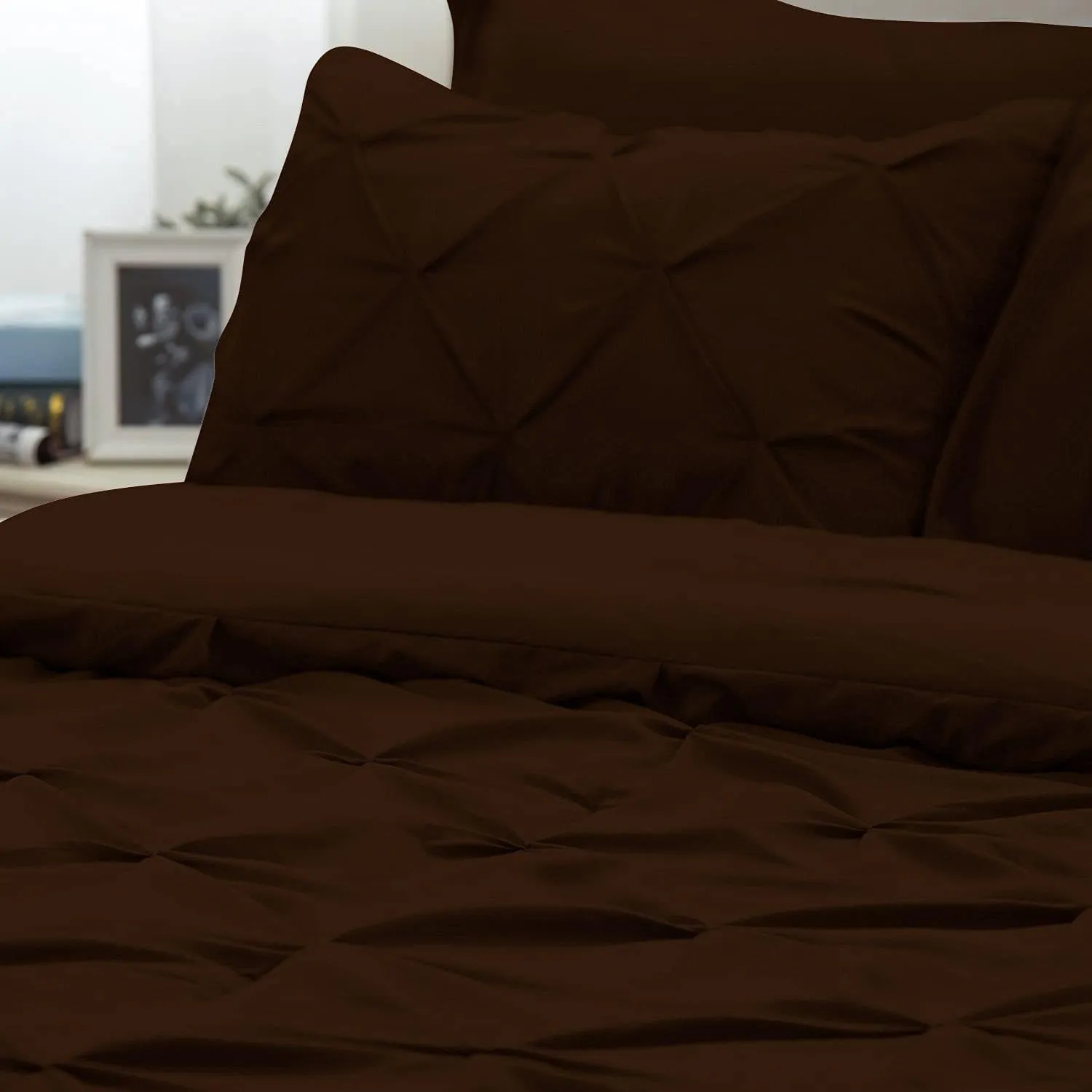 Emperor 7 Piece Pinch Pleated Bed in a Bag (21 inch Deep Pocket Sheet Set and 500GSM Comforter) 1000 Thread Count Egyptian Cotton Comforter Bedding Set - Chocolate
