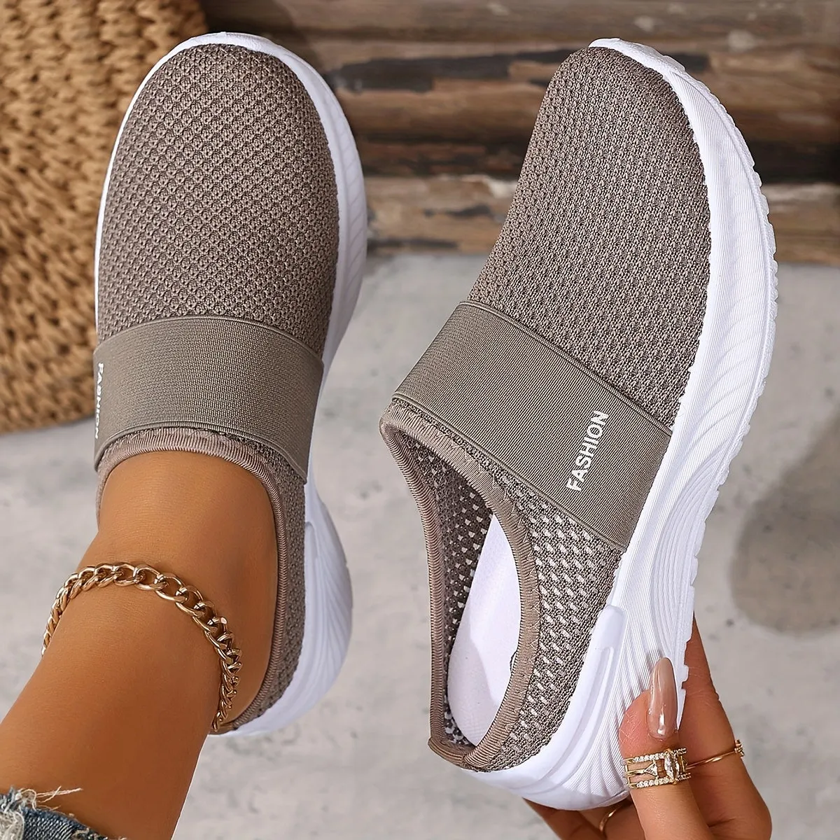 Fashion | Casual Slip-On
