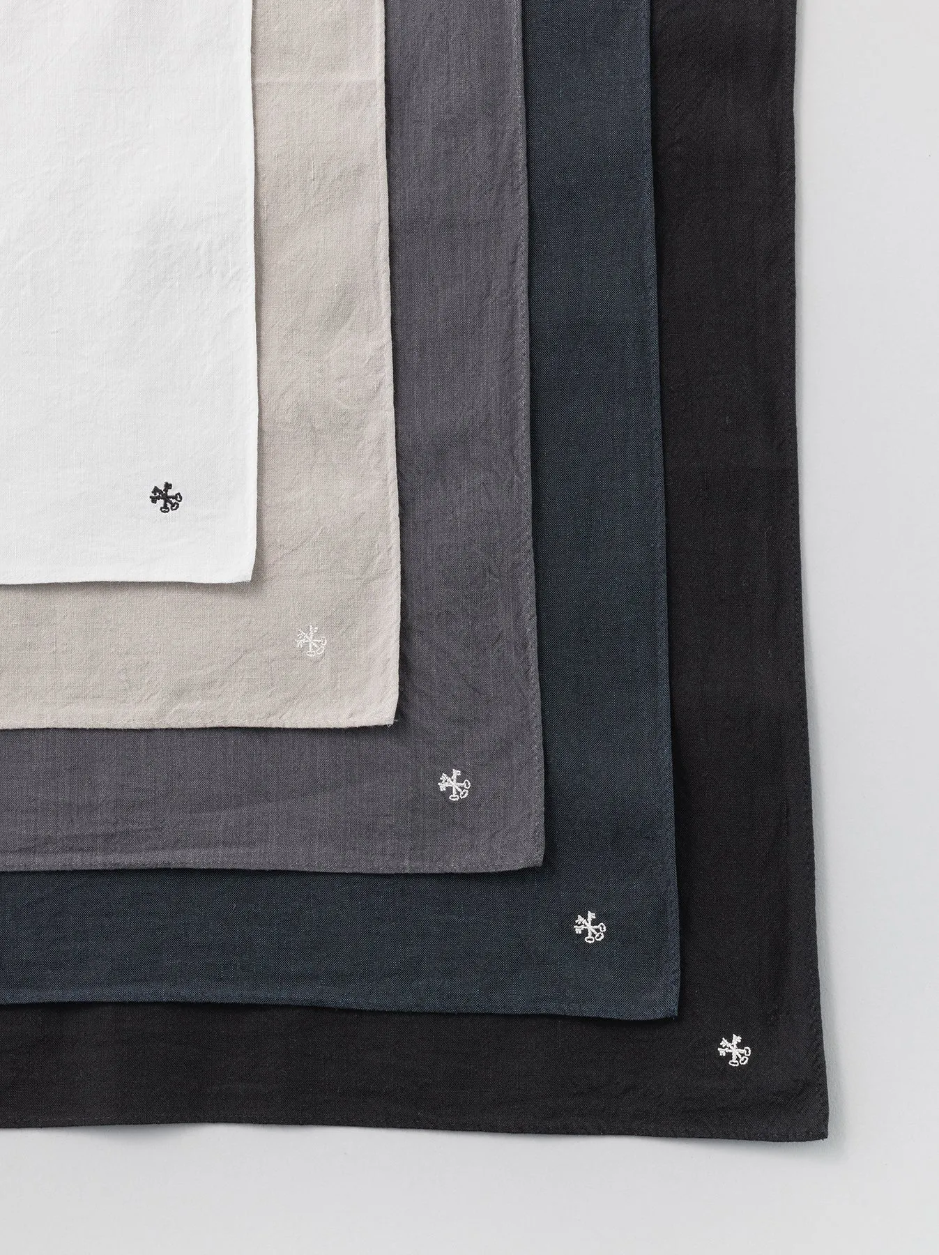 Flat handkerchief M