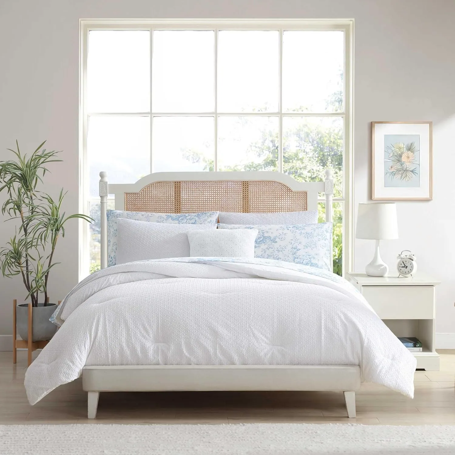 Laura Ashley - Full Comforter Set, Embossed Diamond Textured Bonus Bed Set, Includes Comforter, Shams, Bed Sheets and Decorative Pillow, Dorm Essentials (Margaret White)