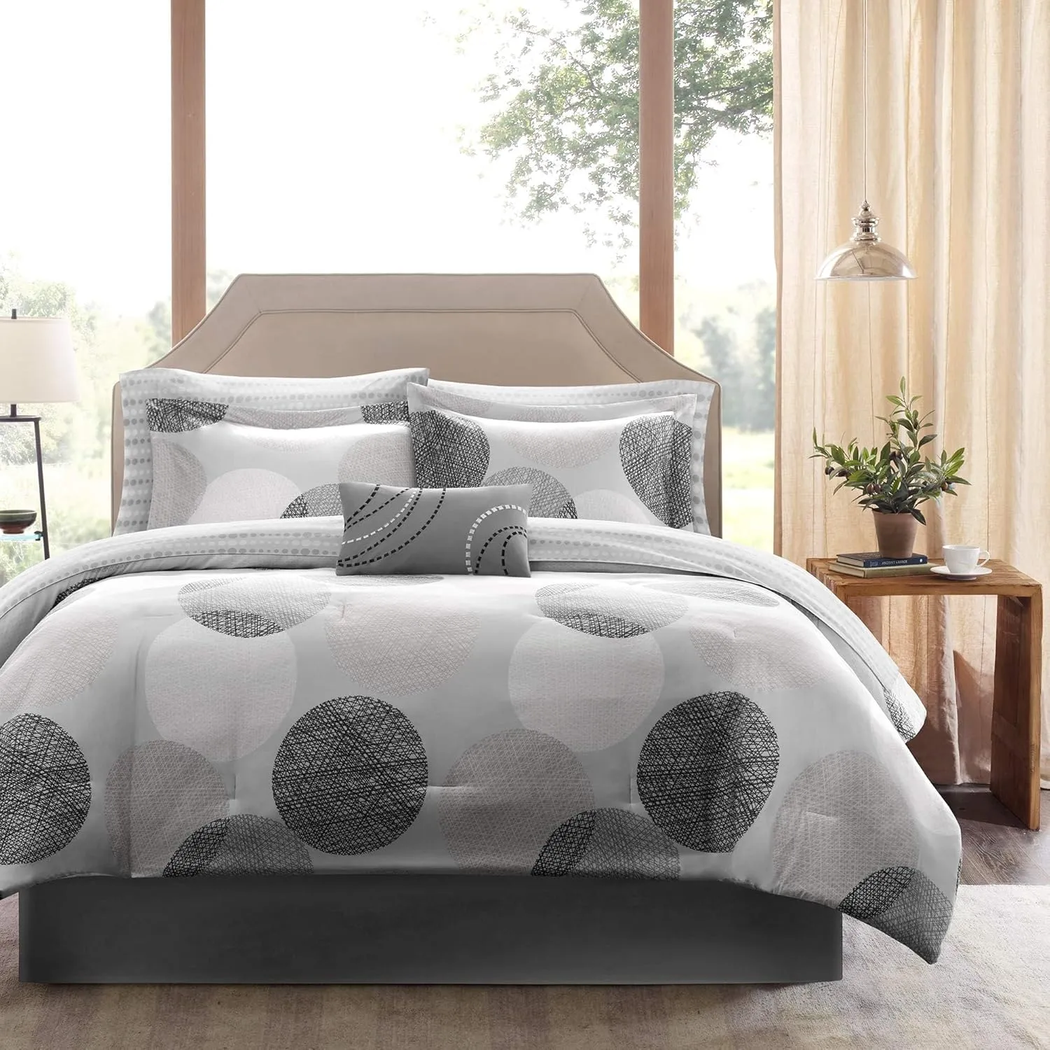 Madison Park Essentials Bed in a Bag Comforter, Vibrant Color Design All Season Down Alternative Cover with Complete Cotton Sheet Set, King(104"x92"), Knowles, Circular Grey, 9 Piece