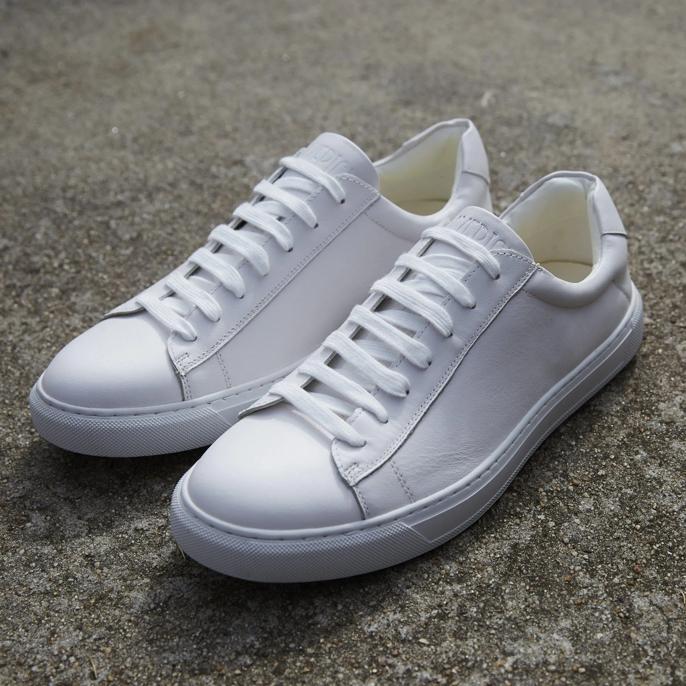 Mavericks cooper sneaker in white