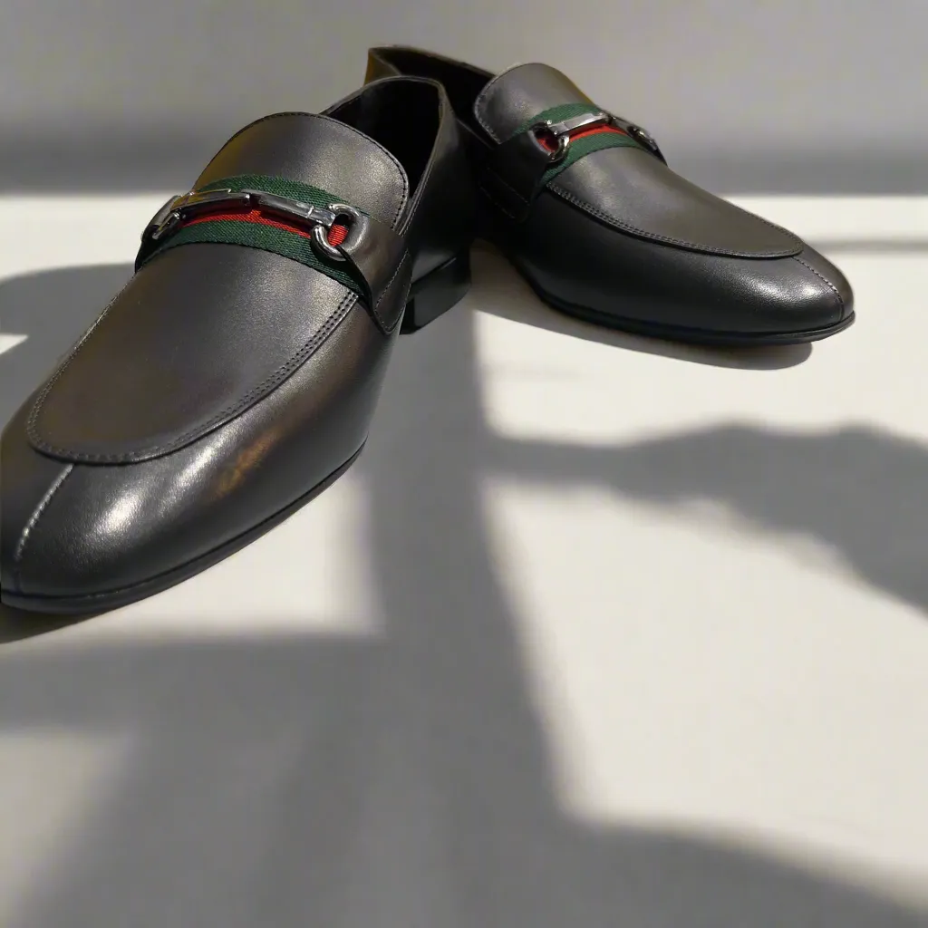 Men’s Leather Loafer with Horsebit Detail