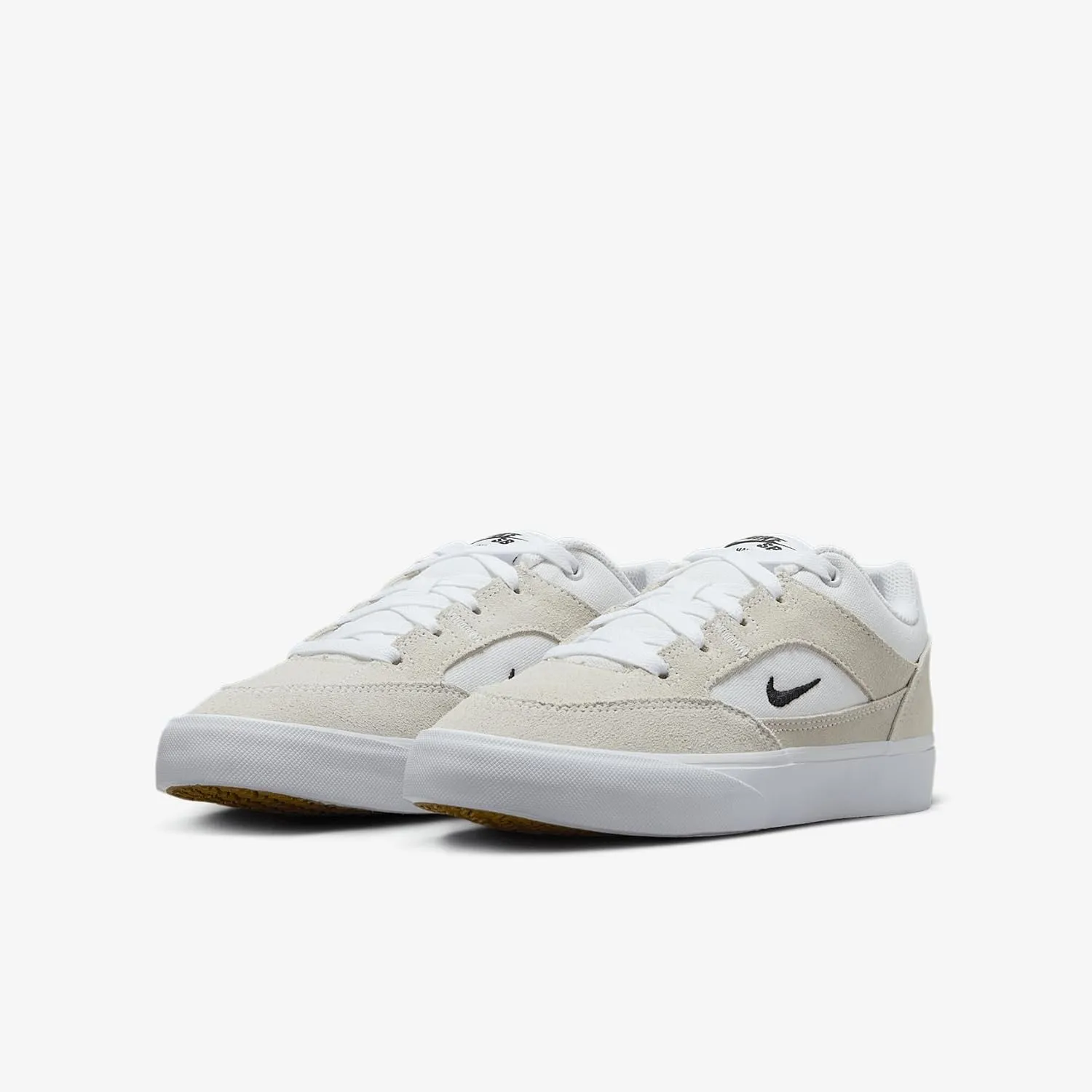 Nike SB Malor Big Kids' Skate Shoes (HF1205-101, White/Summit White/Gum Light Brown/Black)