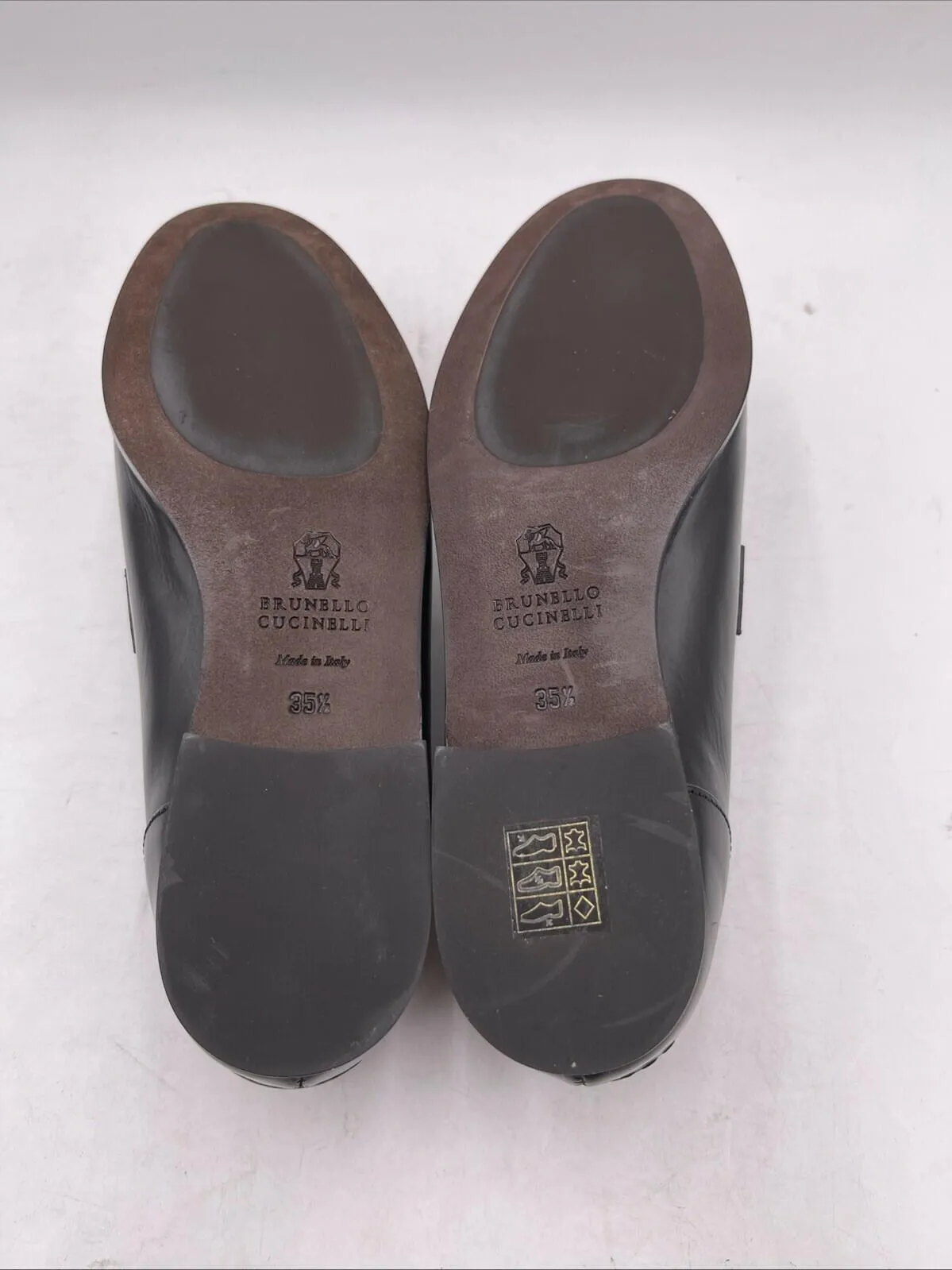 NWB Women’s Brunello Cucinelli Flat Leather Loafer Black Size 35.5