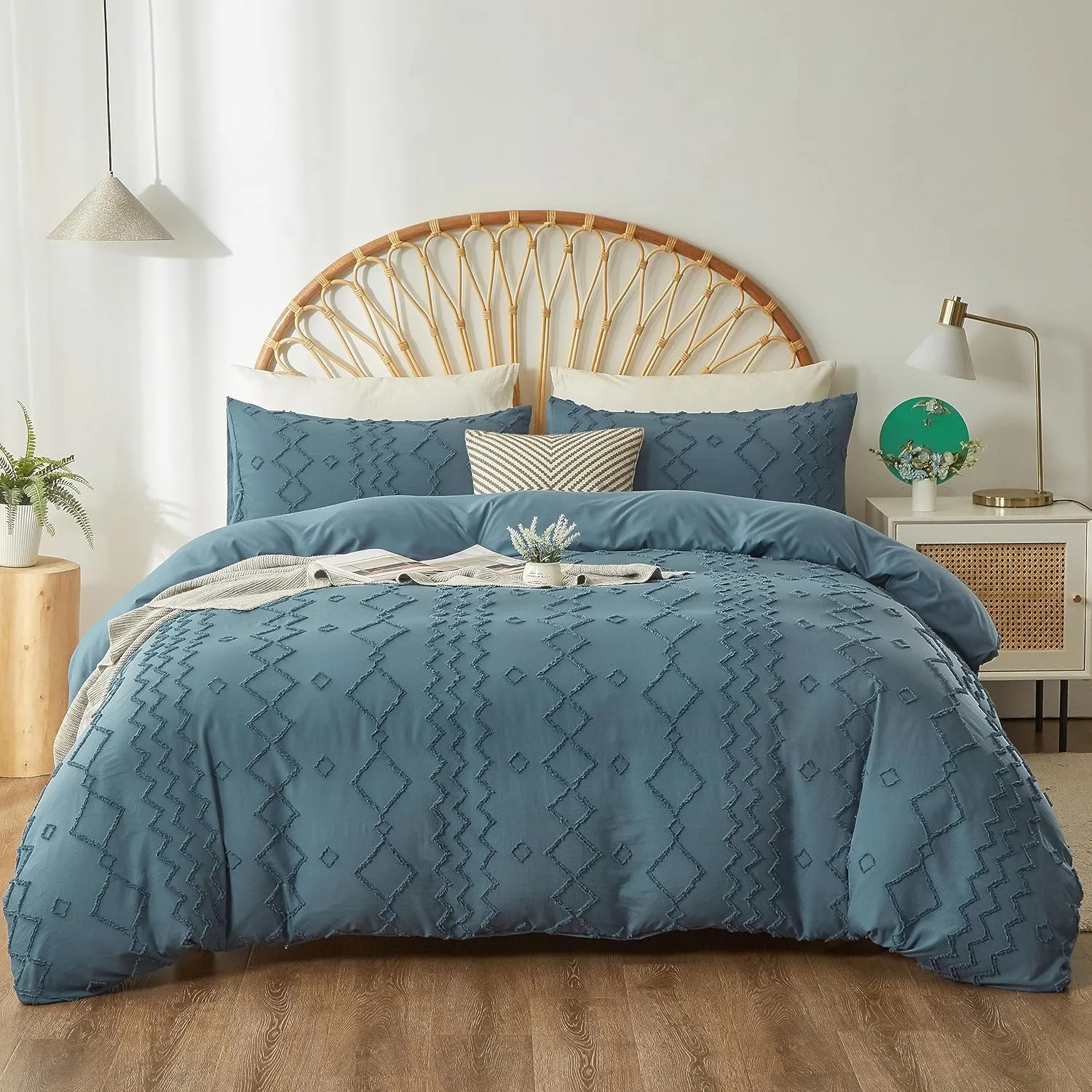 Senville Duvet Cover Queen Size,Blue Tufted Duvet Cover with Jacquard Rhombus Geometric Pattern,3 Pieces Boho Textured Shabby Chic Bedding Set with Zipper Closure for All Season (Denim Blue,Queen)