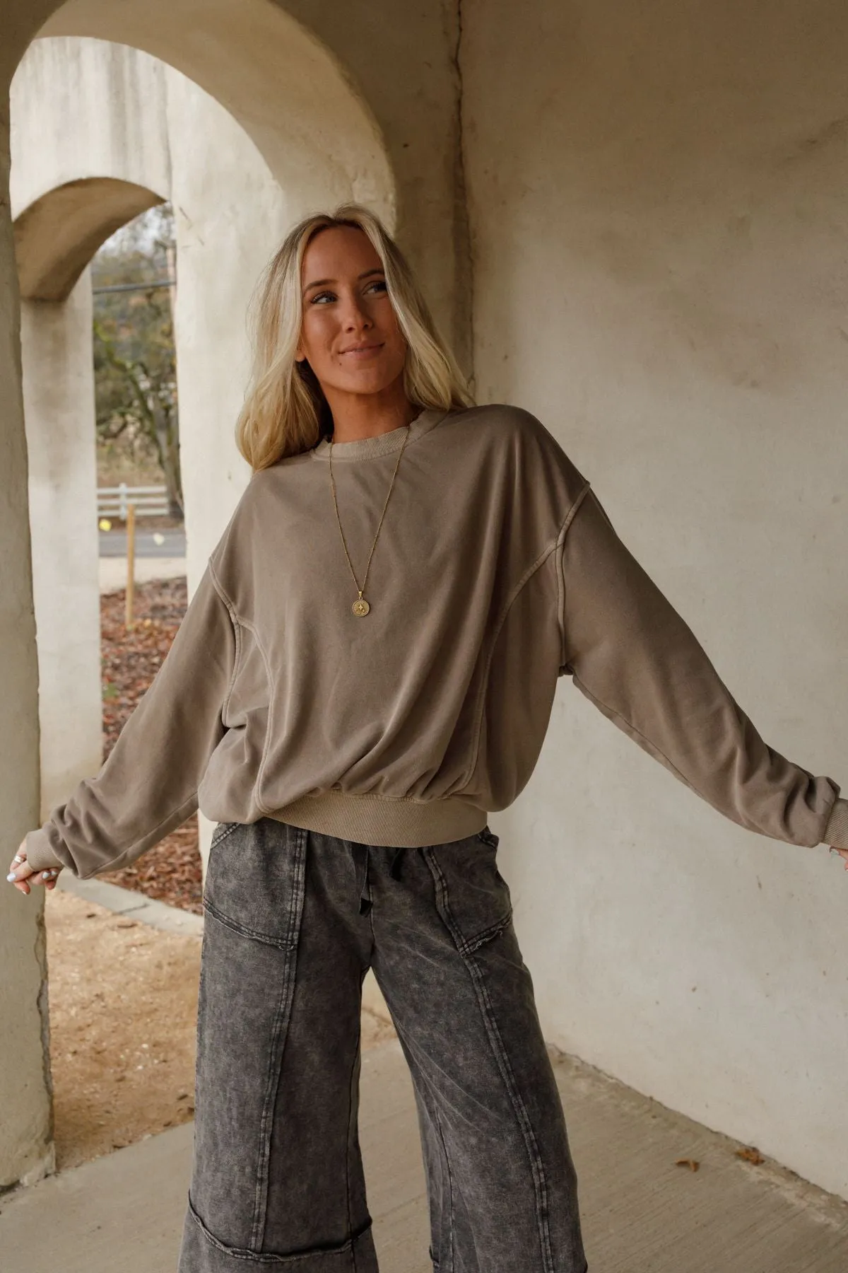 Summit Cozy Pullover - Mocha
