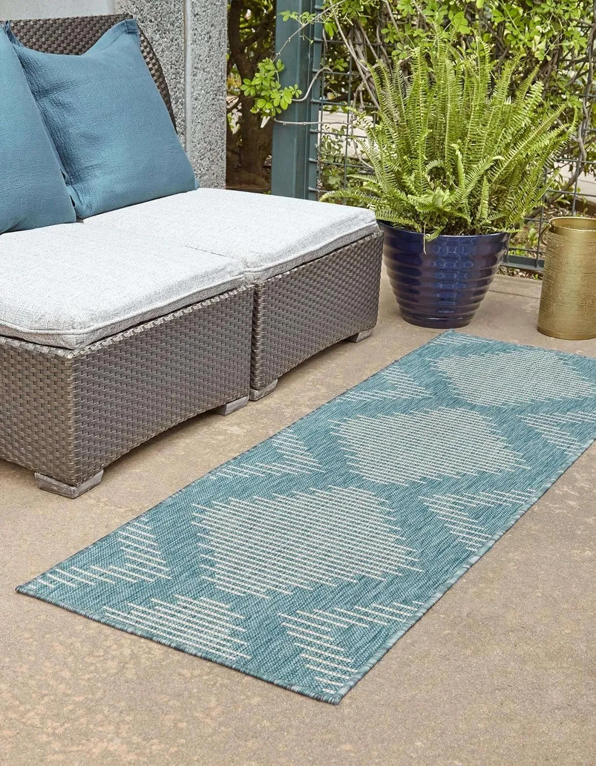 Unique Loom Outdoor Modern Collection Area Rug - Tambor (3' 3" x 12' Runner, Light Aqua/ Ivory)